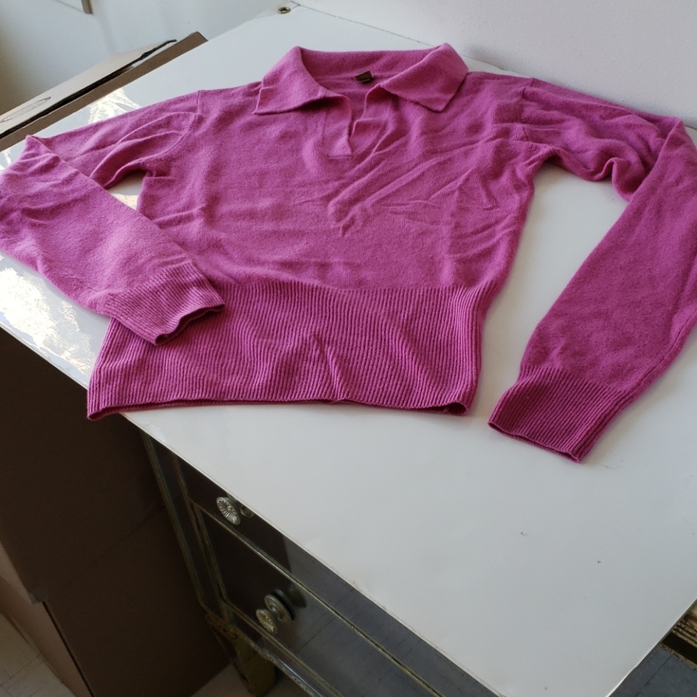 Cashmere sweater